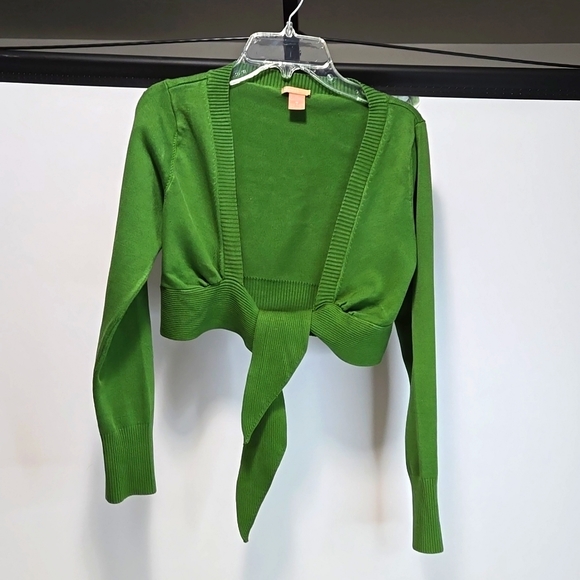 Reference Sweaters - Reference Sweater. Green. Size M.